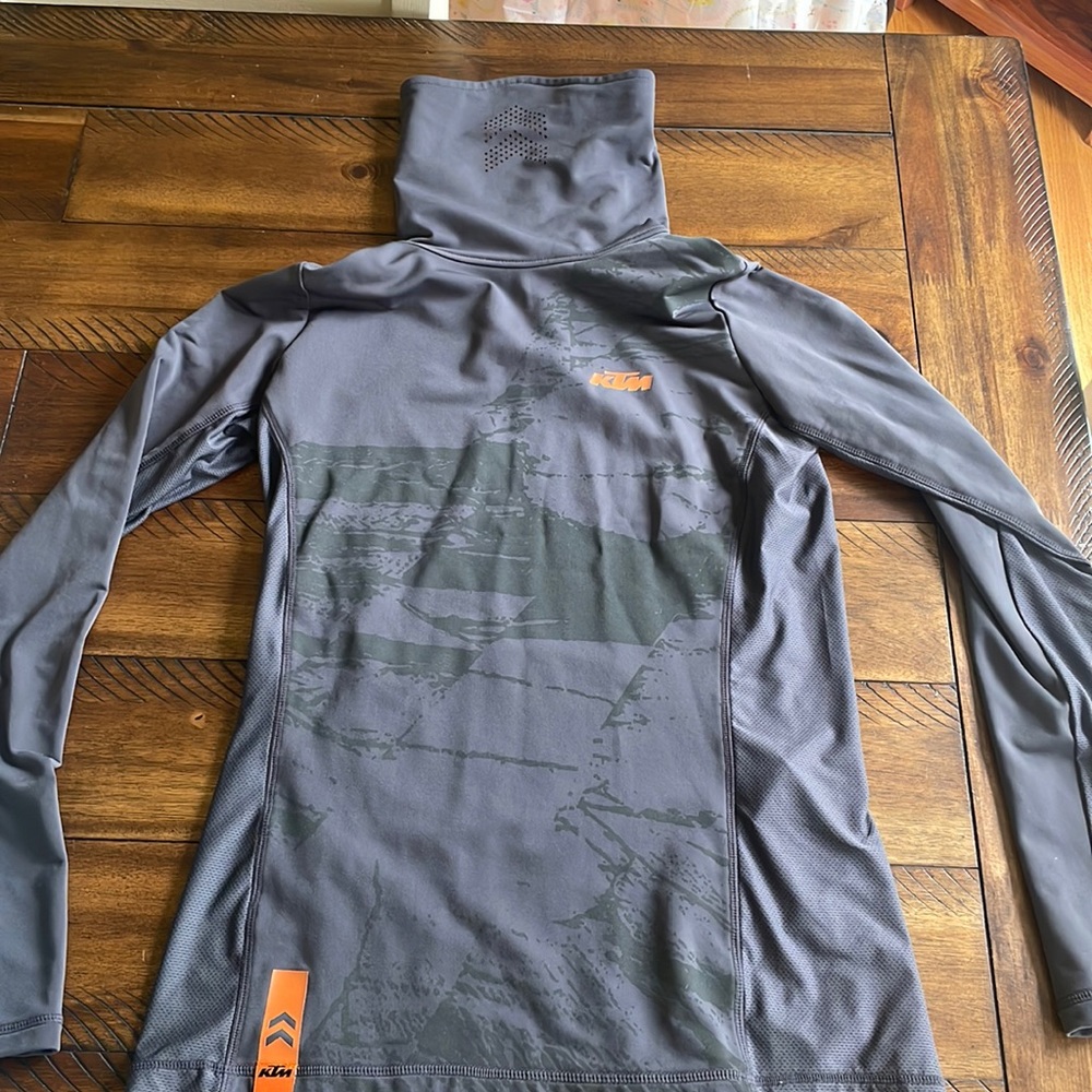 KTM women’s shirt